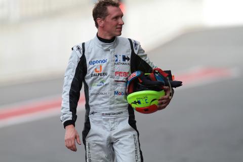 jaap_van_lagen_gaat_voor_top_drie_in_carrera_cup_2
